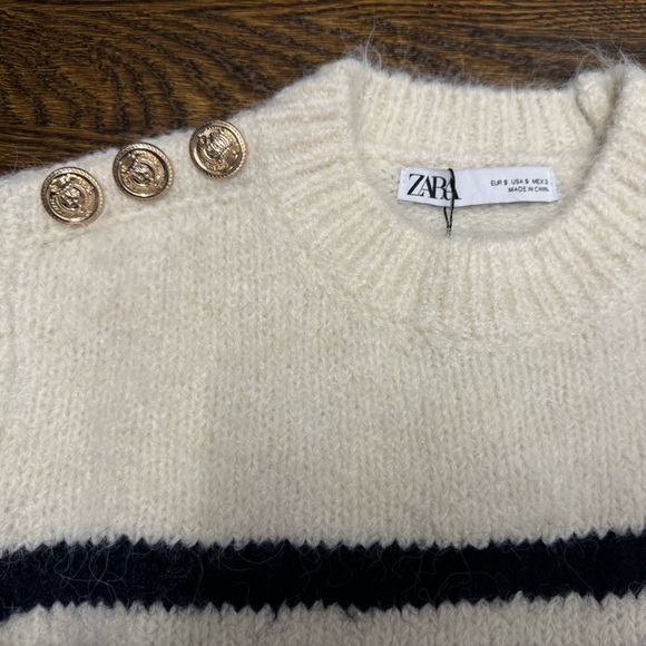 Zara Buttoned Striped Knit Sweater in Navy and Ivory, Size: S - Picture 2 of 6